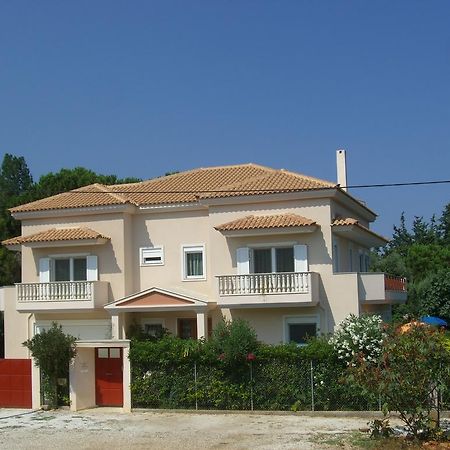 Villa Verde Apart-Hotel Néa Mákri المظهر الخارجي الصورة