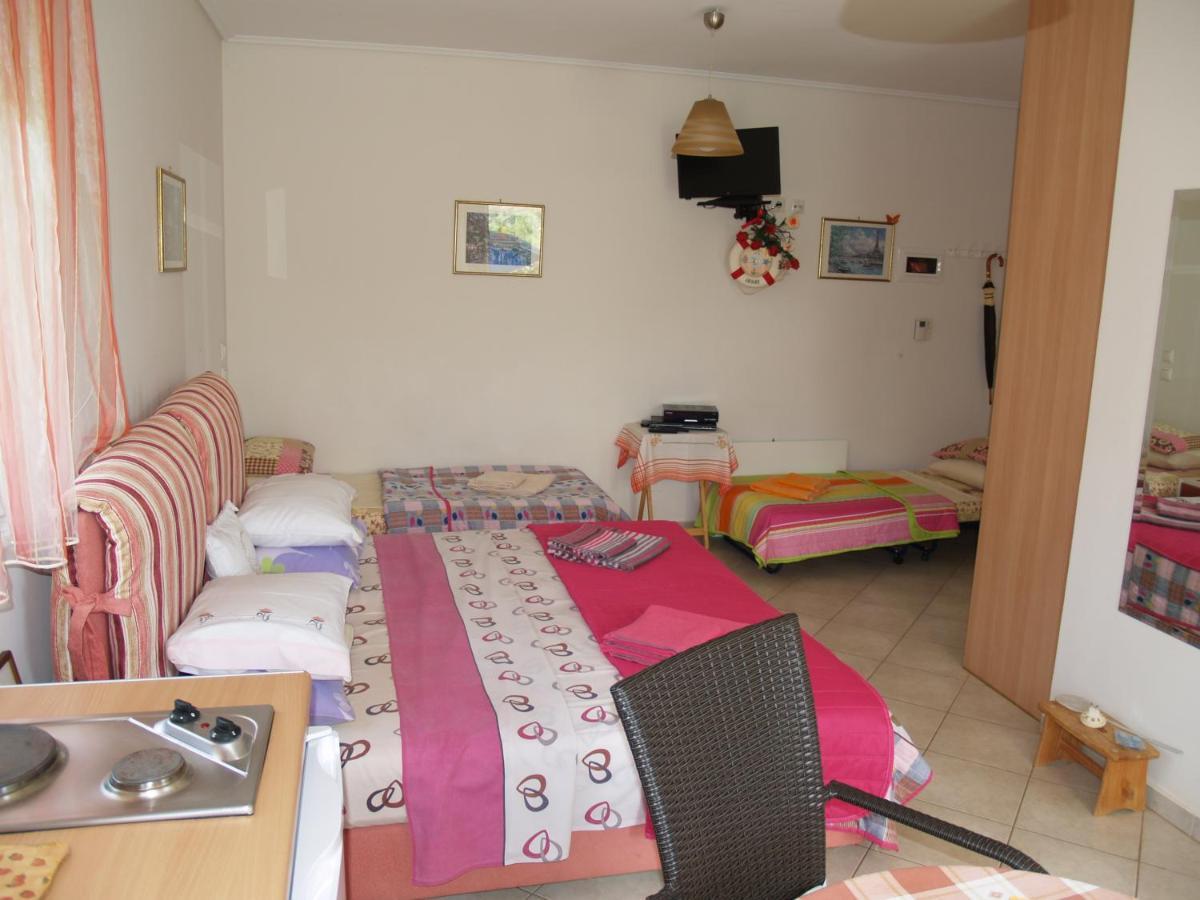 Villa Verde Apart-Hotel Néa Mákri المظهر الخارجي الصورة