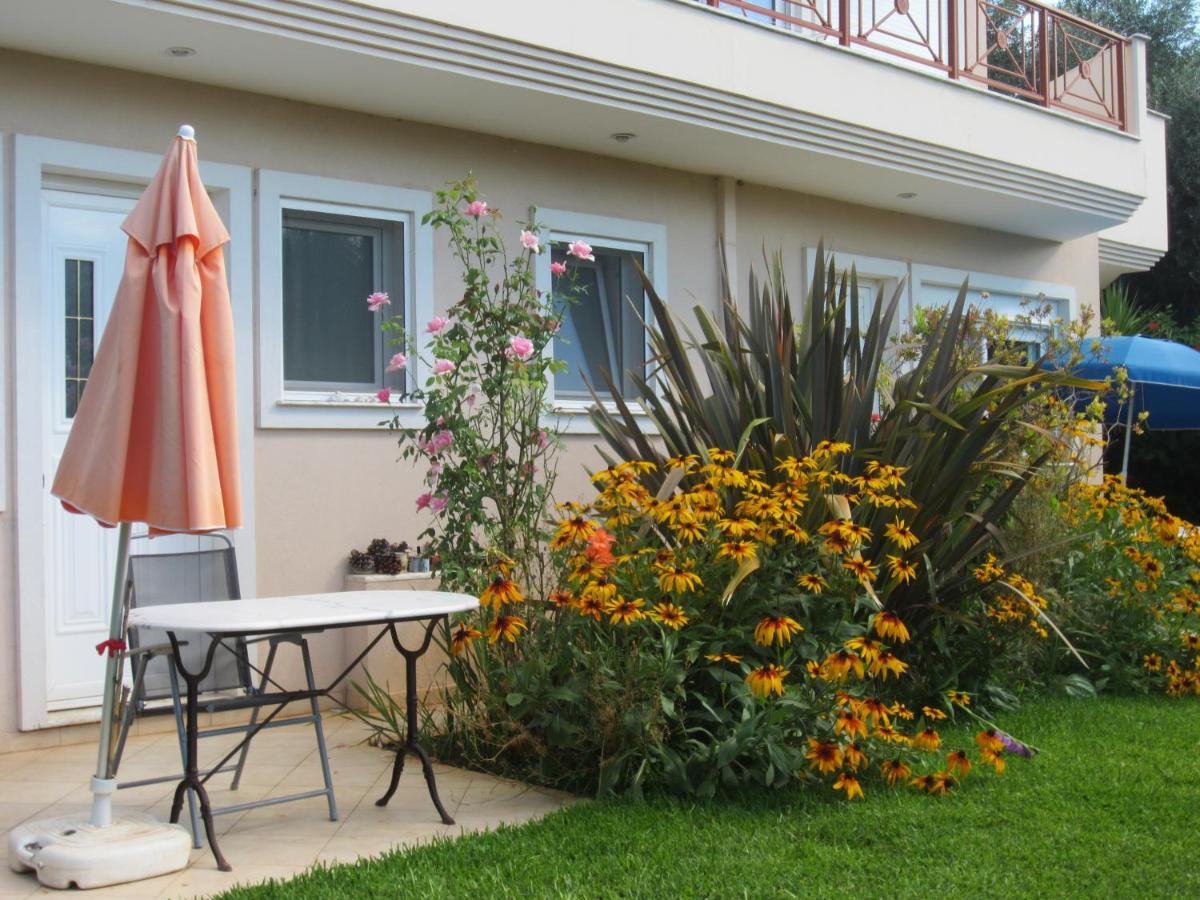 Villa Verde Apart-Hotel Néa Mákri المظهر الخارجي الصورة