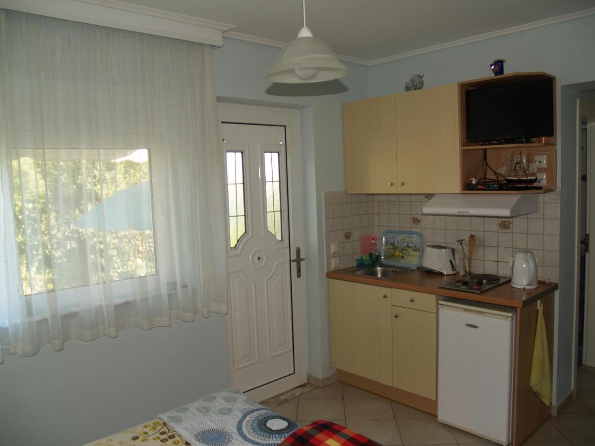 Villa Verde Apart-Hotel Néa Mákri المظهر الخارجي الصورة