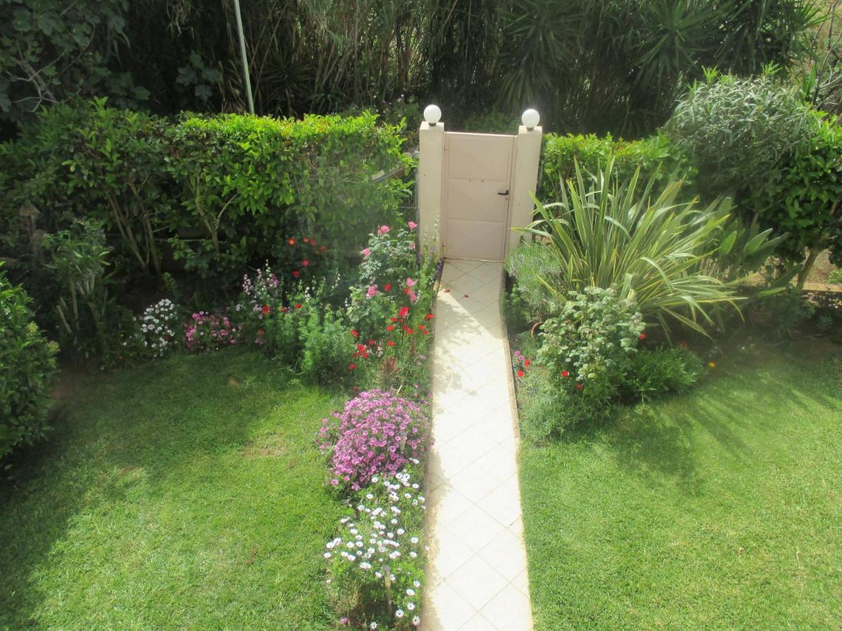 Villa Verde Apart-Hotel Néa Mákri المظهر الخارجي الصورة